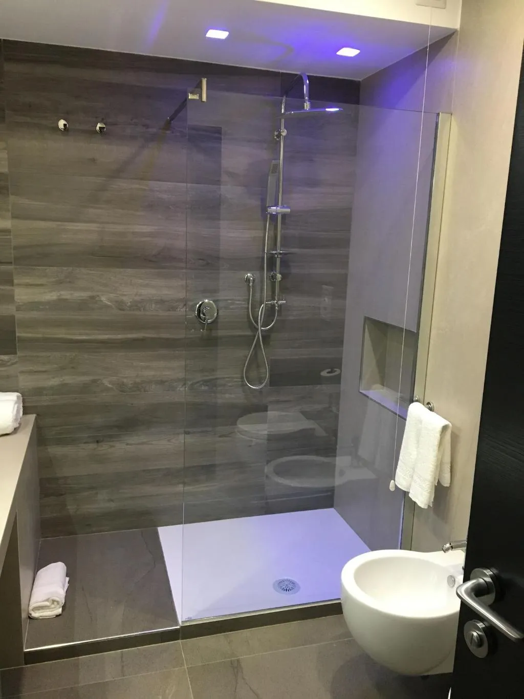 Room, Duomo Residence, Naples
