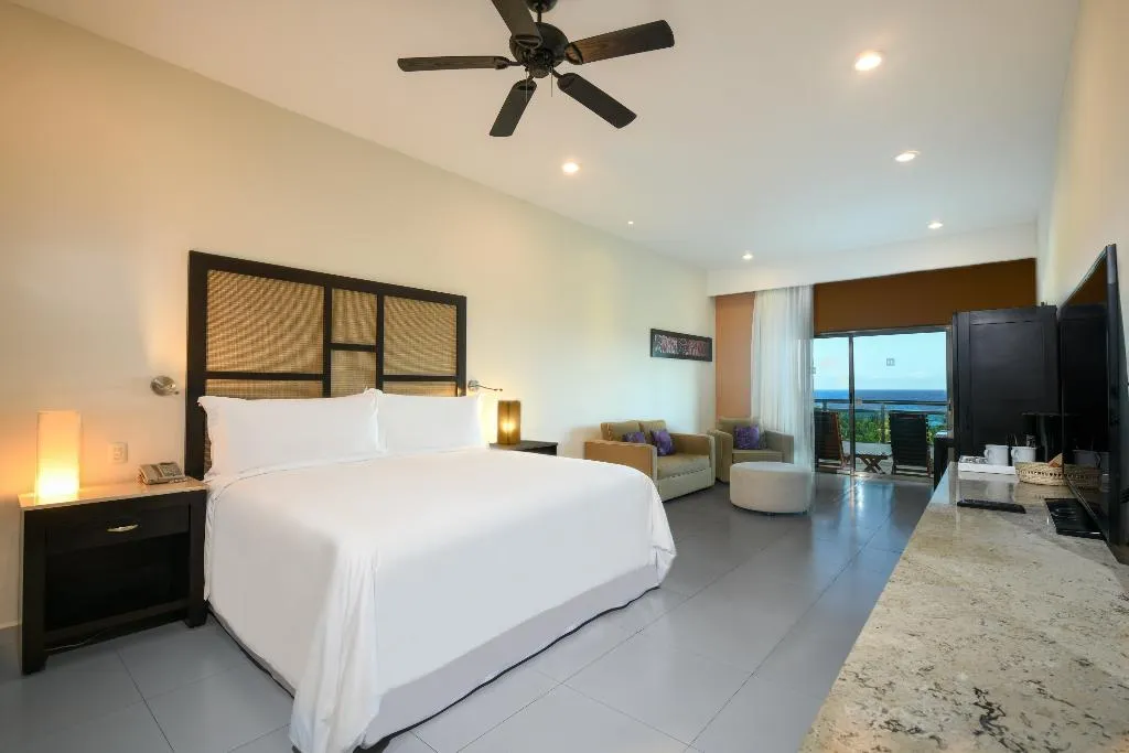 JUNIOR SUITE PREMIUM Room, El Dorado Seaside Palms Spa Resort-All Inclusive, Cancun Area