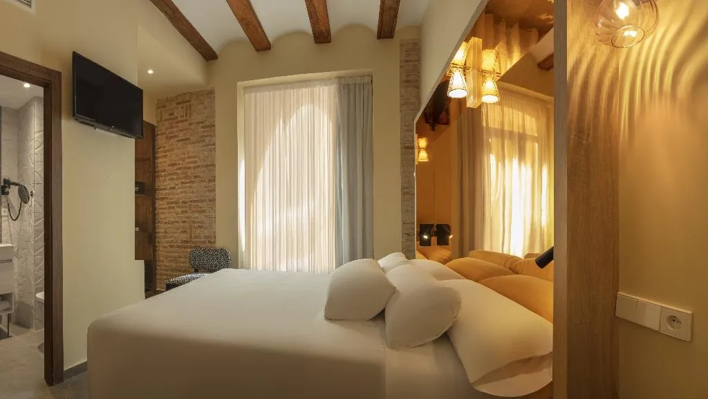 DOUBLE STANDARD Room, SH Suite Palace, Valencia