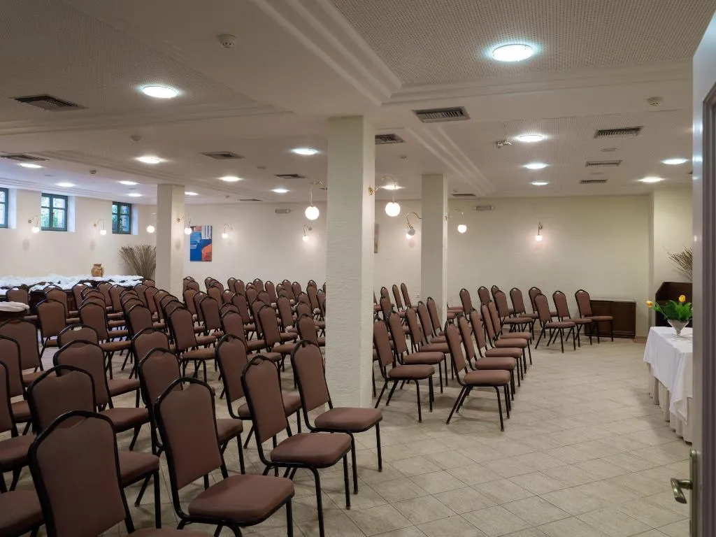 Conferences, Silva Beach, Crete
