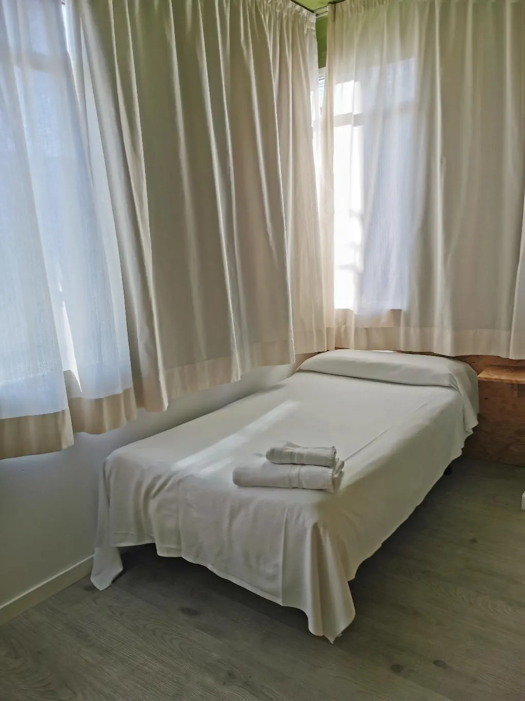 SINGLE STANDARD Room, La Posada del Chaflan, Madrid