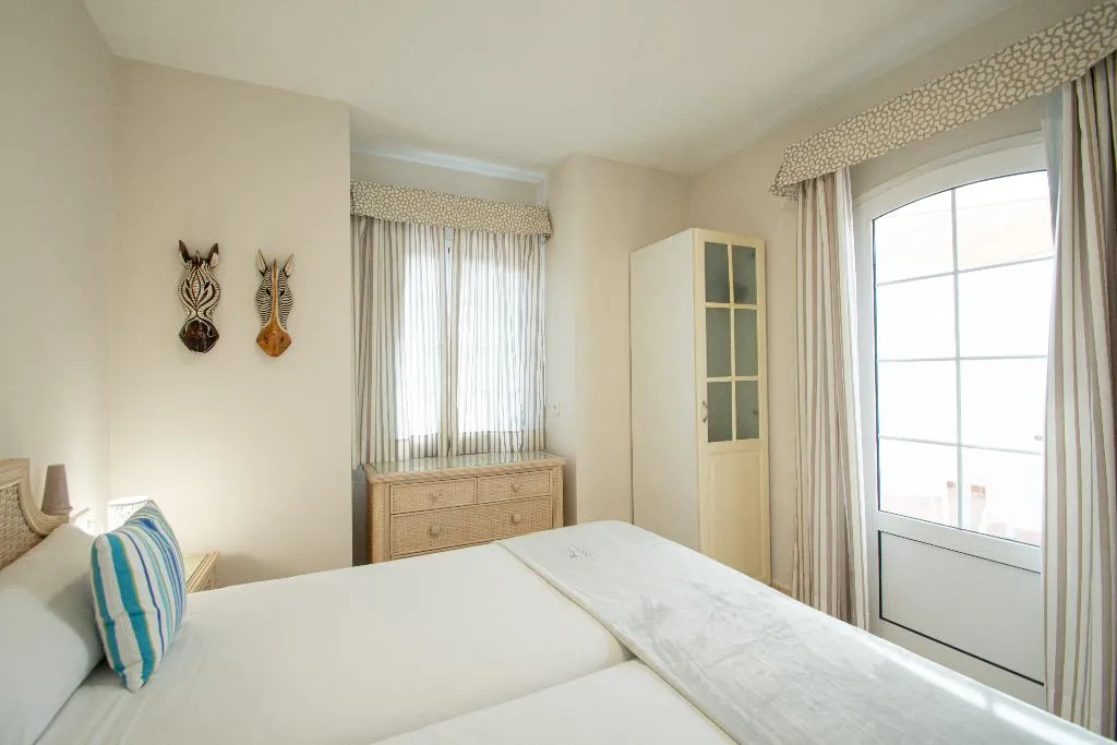 BUNGALOW SUPERIOR Room, Apartamentos LIVVO Coloradamar, Lanzarote