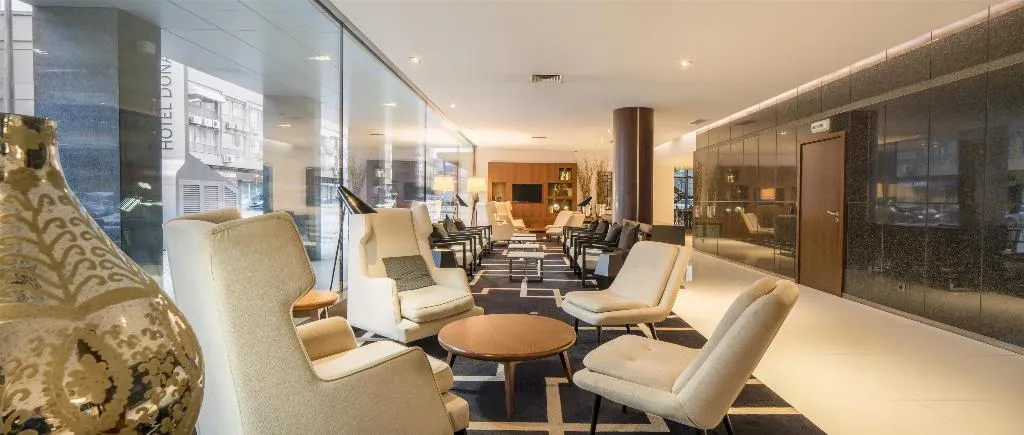Lobby, NH Coimbra Dona Inês, Porto