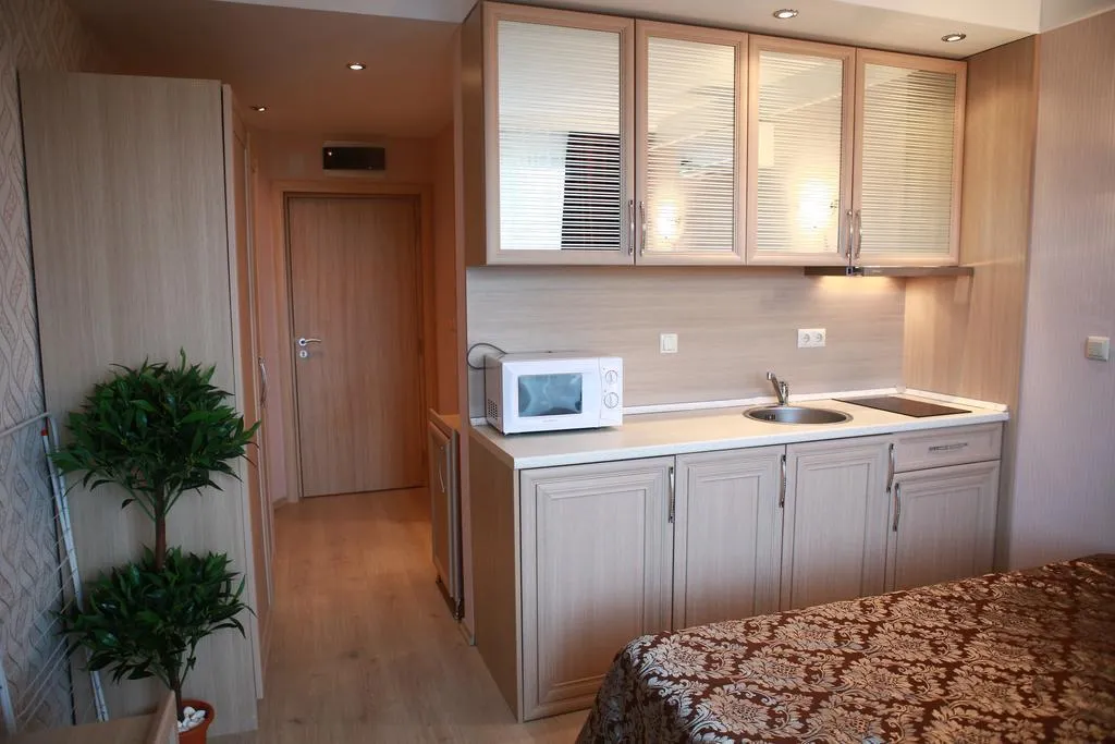 STUDIO GARDEN VIEW Room, Harmony Suites 8 & 9, Bourgas