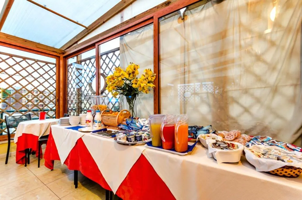Restaurant, Antico Acquedotto Hotel, Naples