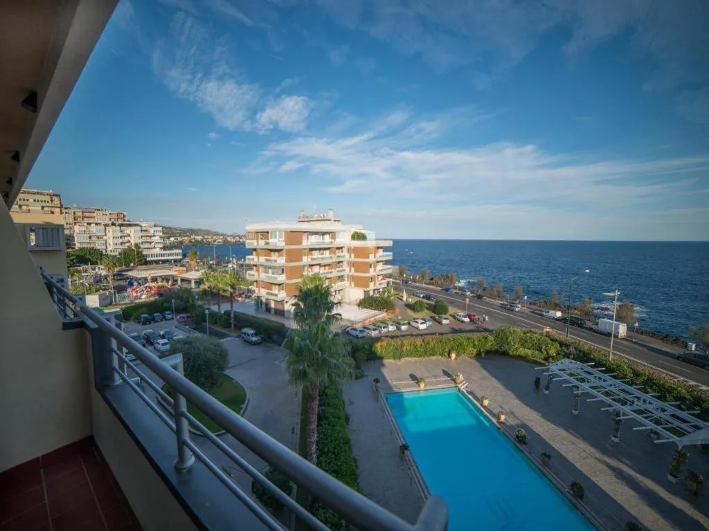 SUITE SEA VIEW WITH TERRACE Room, Hotel Nettuno, Catania, Catania