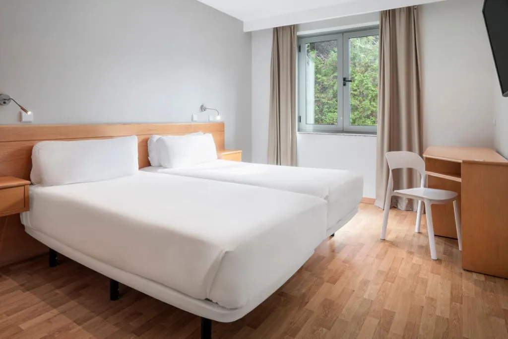 TWIN STANDARD Room, B&B Hotel Braga Lamaçães, Porto