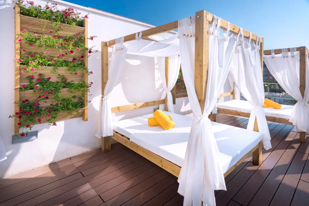 Terrace, Hotel Alhambra, Costa Brava