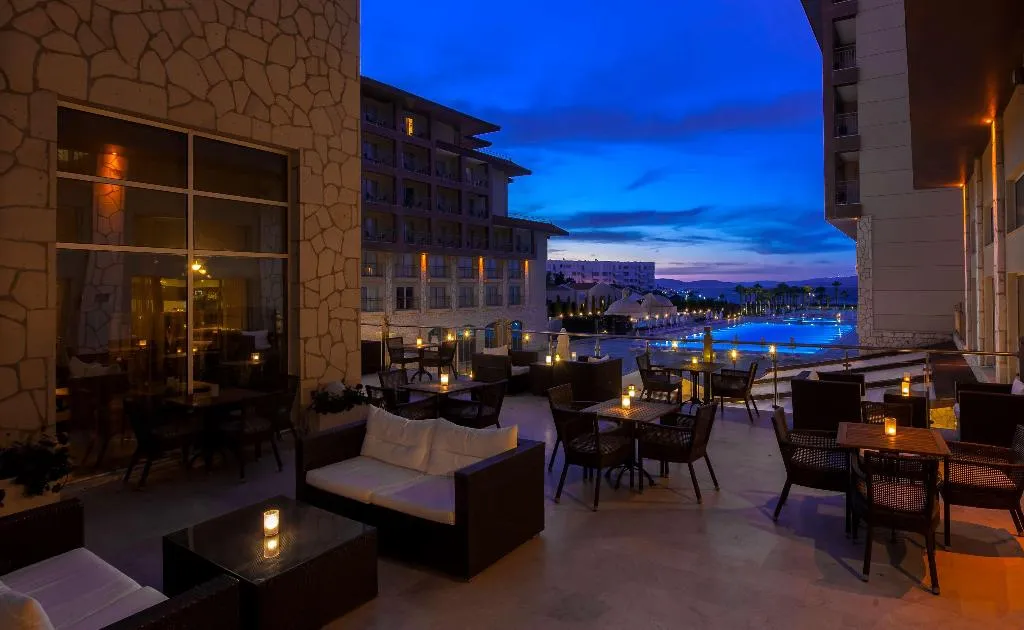 Bar, Radisson Blu Resort & SPA Cesme, Izmir