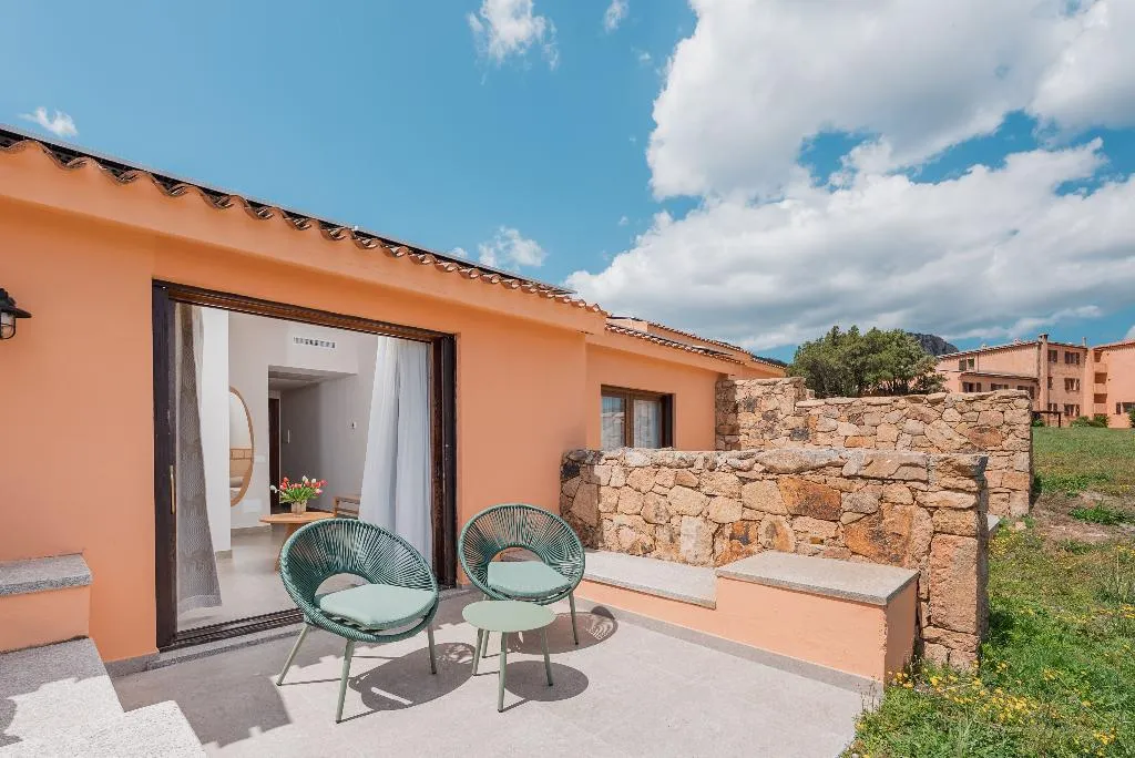 JUNIOR SUITE SUPERIOR SEA VIEW Room, Rocce Sarde, Olbia