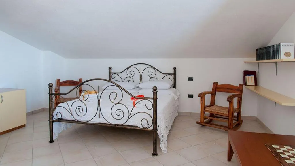 Room, B&B Le Fresie, Olbia