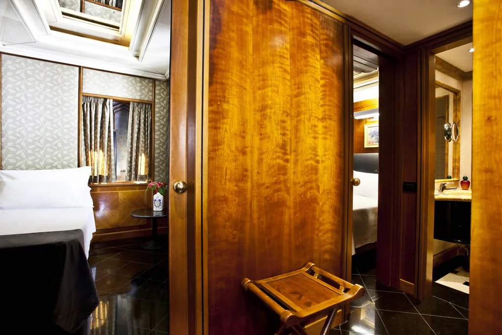TRIPLE STANDARD Room, Valadier, Rome