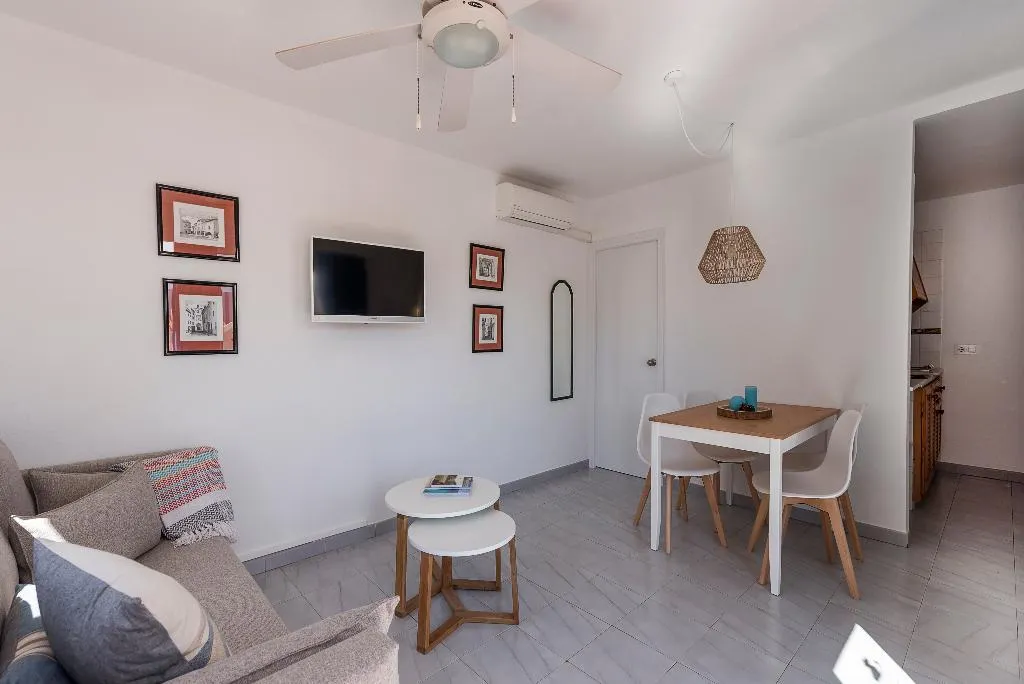 APARTMENT ONE BEDROOM WITH AIR CONDITIONING Room, Las Brisas I & II, Menorca