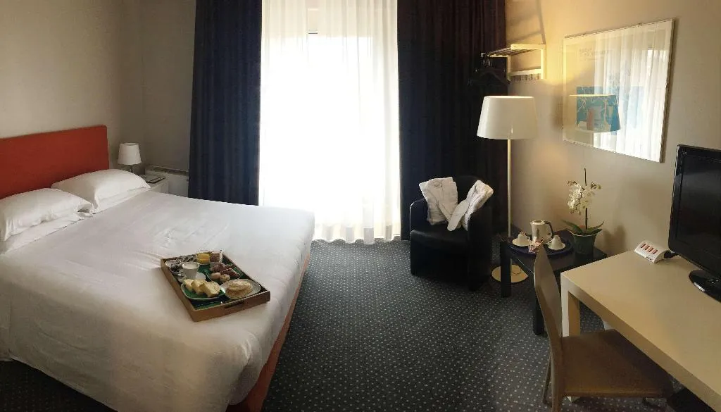Room, Hotel Blaise & Francis, Milan