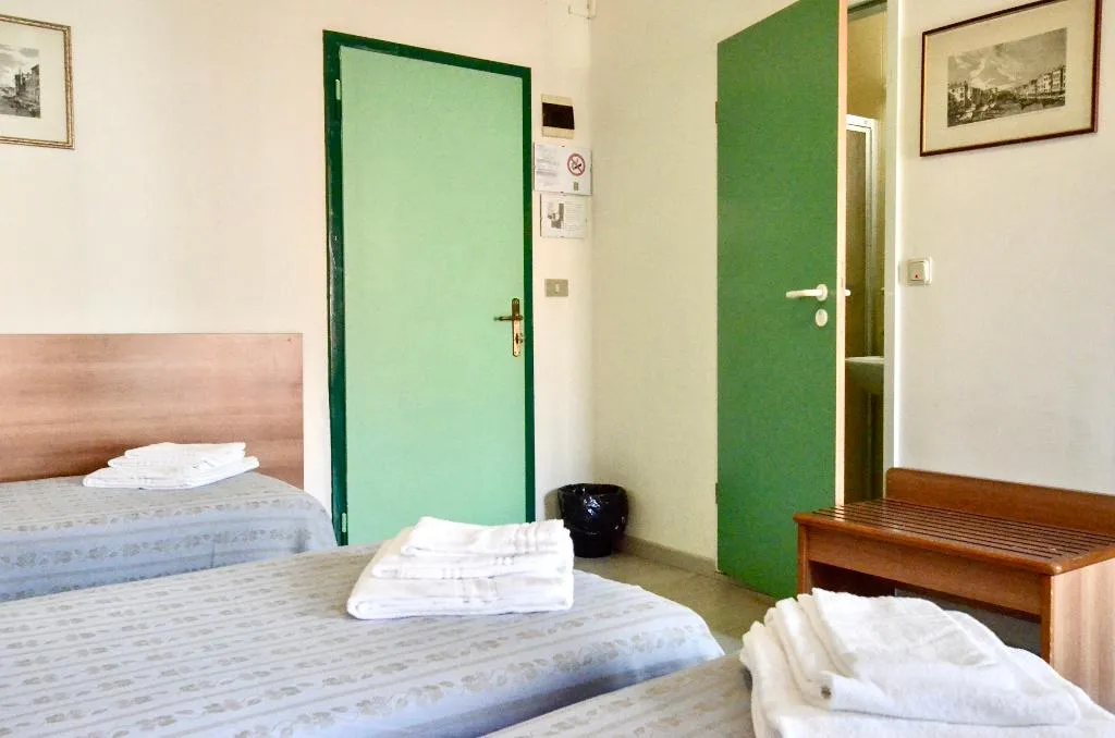 TRIPLE STANDARD Room, Locanda Silva, Venice