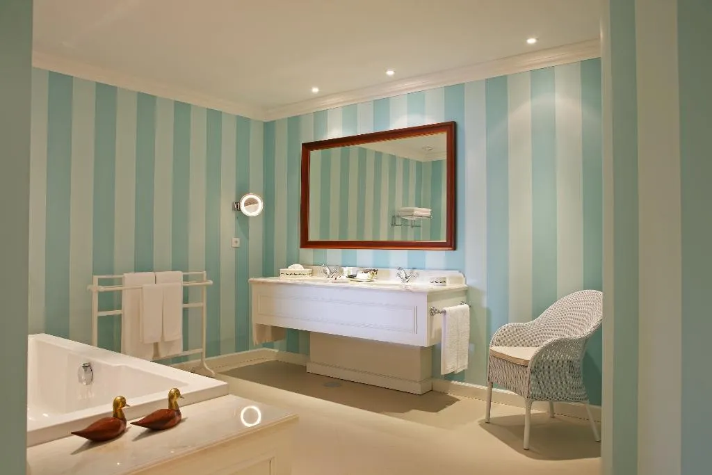 SUITE PREMIUM Room, The Yeatman, Porto