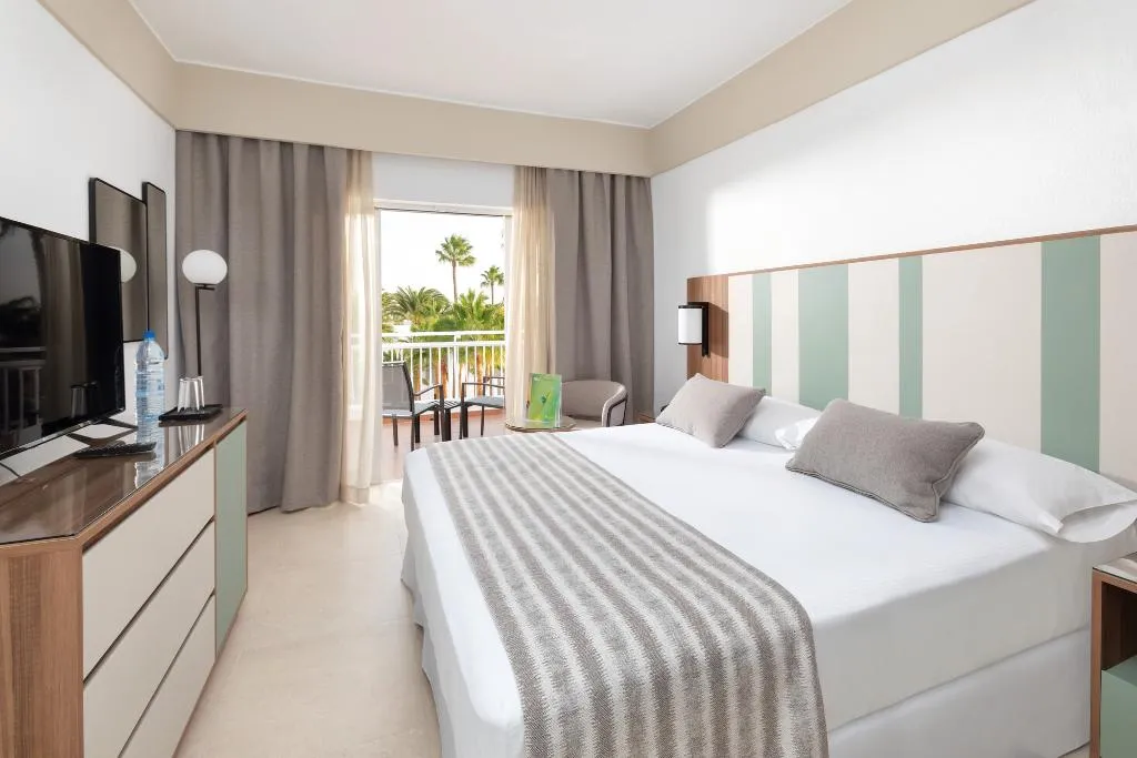 SINGLE SEA VIEW Room, Hotel Riu Paraiso Lanzarote - All Inclusive, Lanzarote