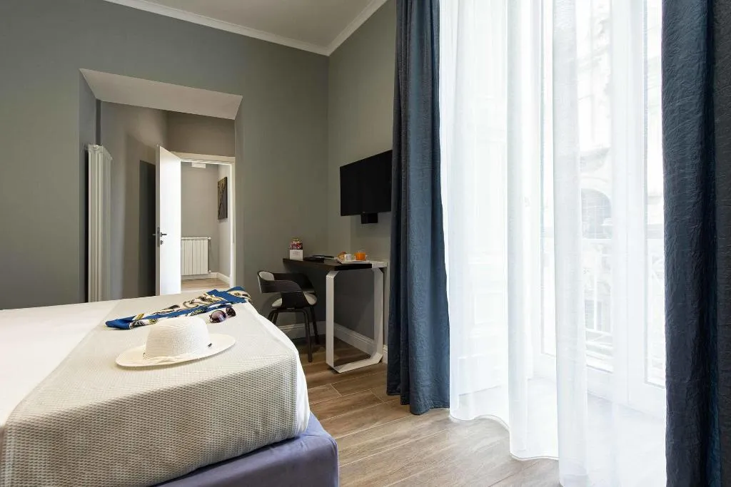 Room, Dante Maison De Luxe, Naples