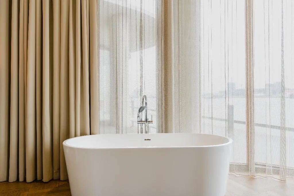 JUNIOR SUITE STANDARD Room, Hotel Pontsteiger, Amsterdam