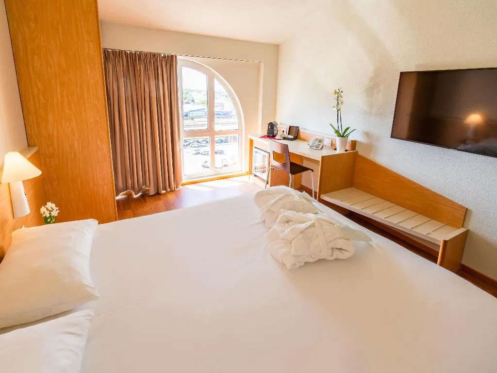 Room WITH DOUBLE BED Room, ibis Firenze Nord Aeroporto, Florence
