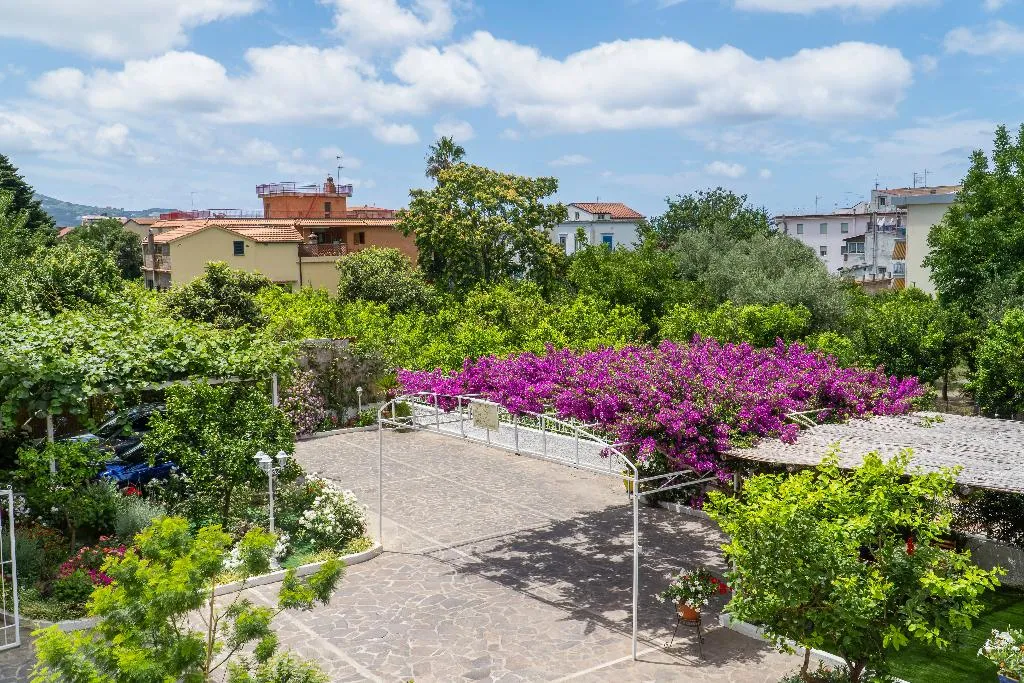 General view, Villa Iolanda, Naples
