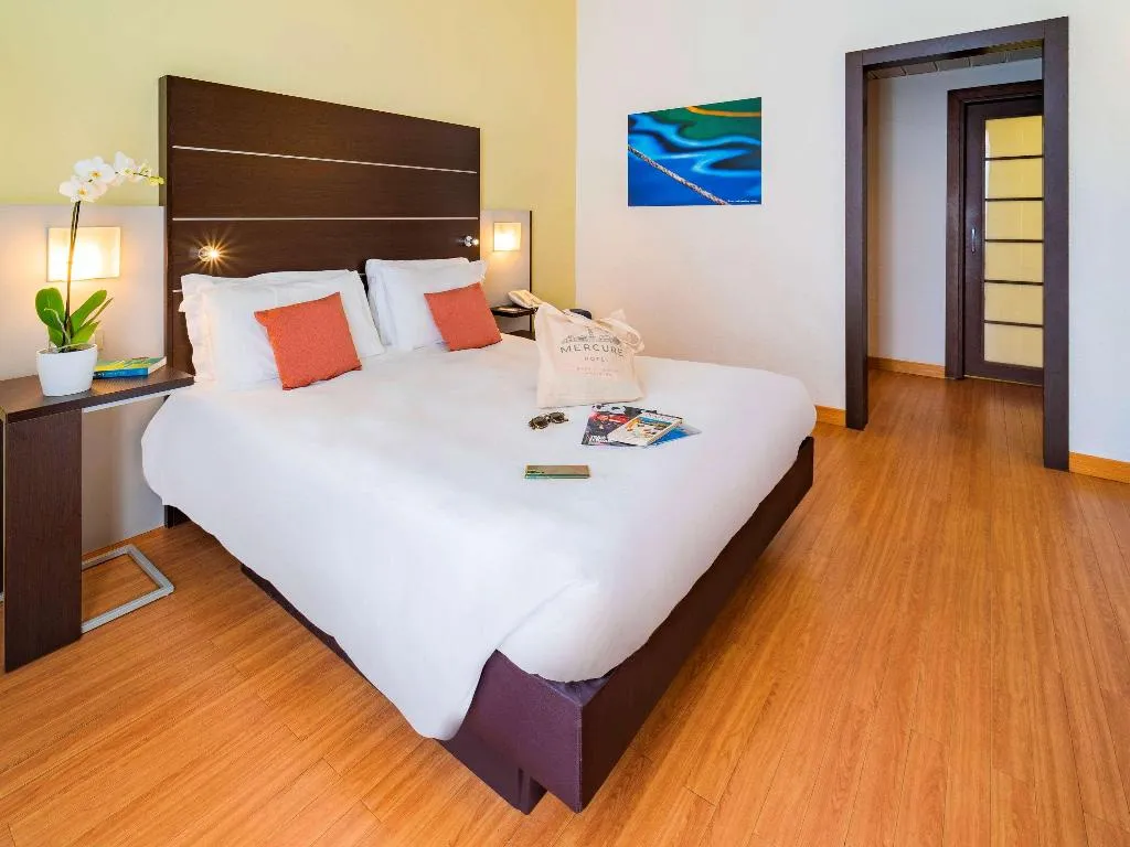 DOUBLE SUPERIOR Room, Mercure Napoli Centro Angioino, Naples