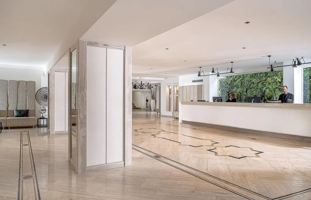 Lobby, Conca Park, Naples