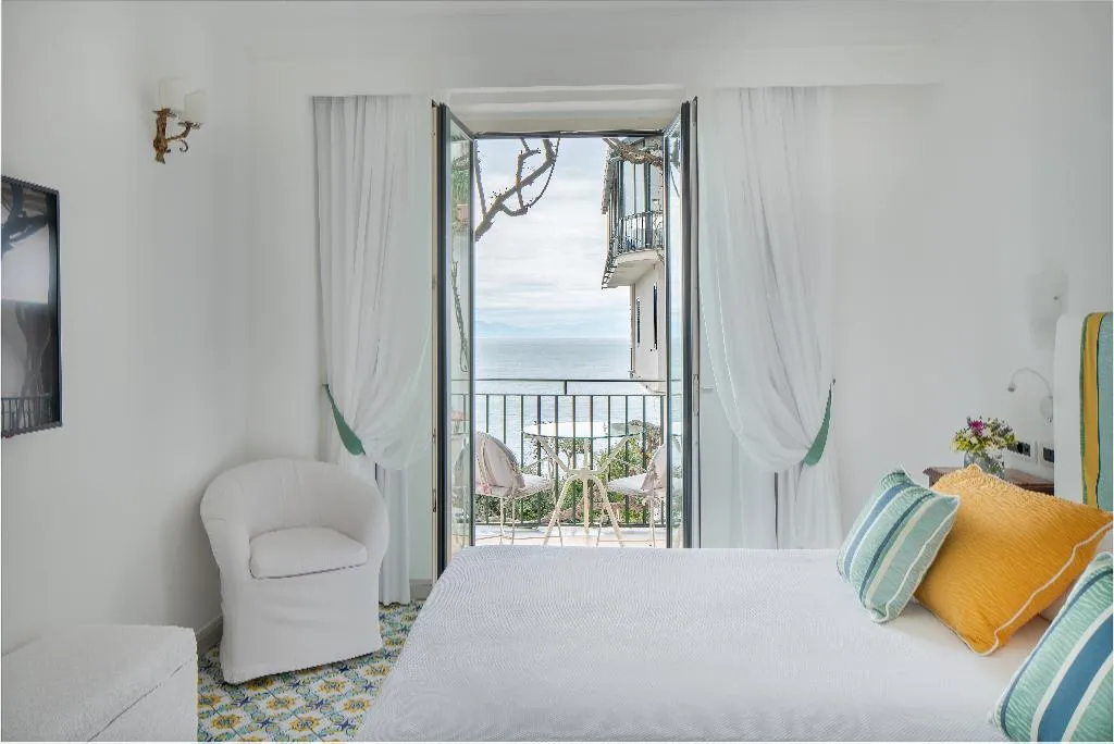 DOUBLE EXECUTIVE Room, Hotel Santa Caterina, Naples