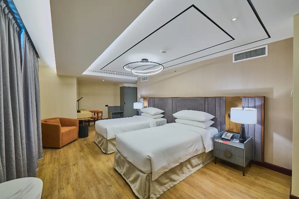 SUITE PENTHOUSE Room, Ramada Hotel & Suites by Wyndham JBR, Dubai