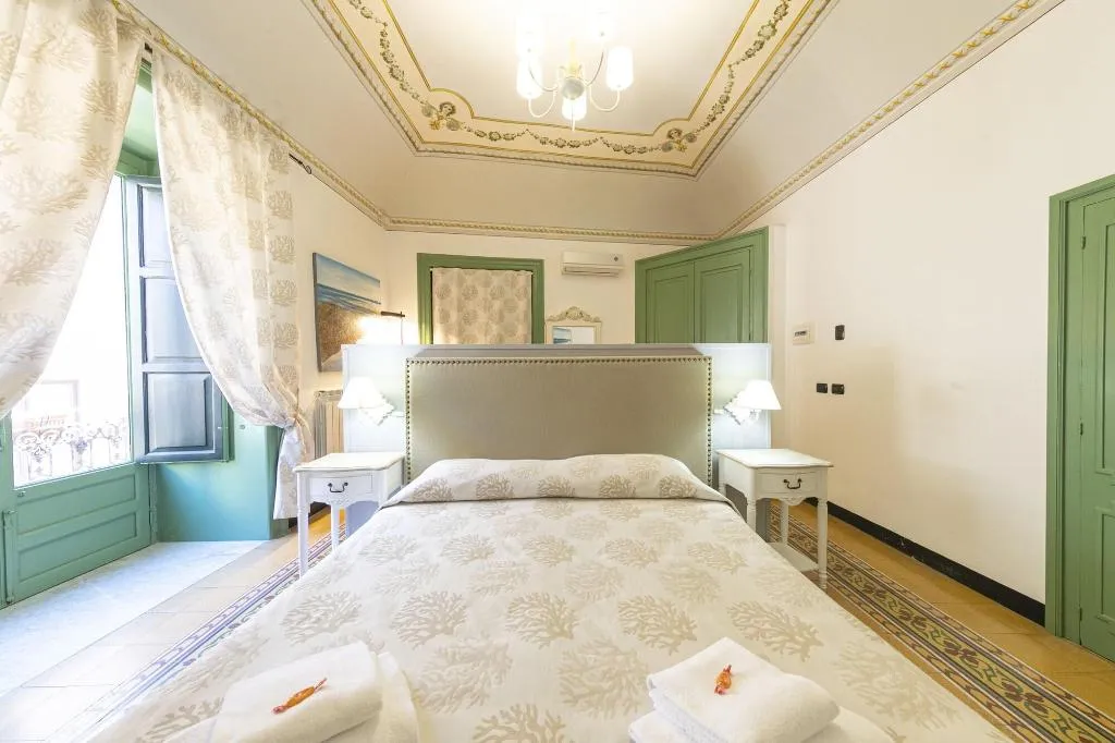 Room, Palazzo Villelmi, Palermo