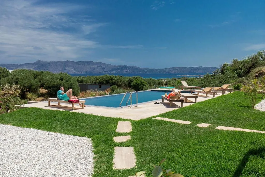 Sports and Entertainment, Agarathos, Crete