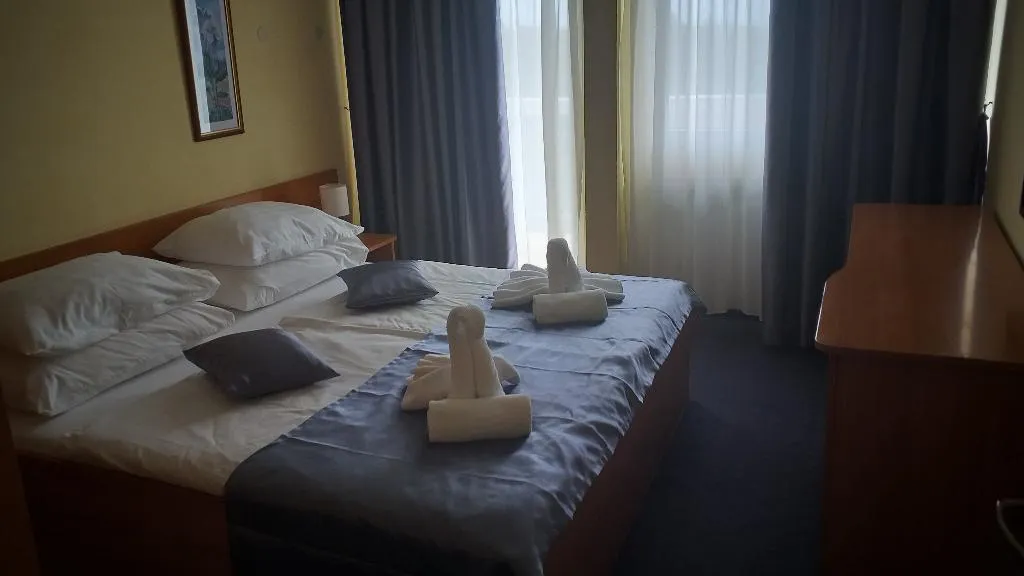 SUITE STANDARD Room, Hotel Pula, Istria