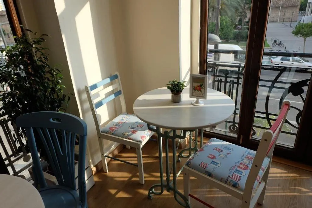 Room, Hostal Balcón al mar, Valencia