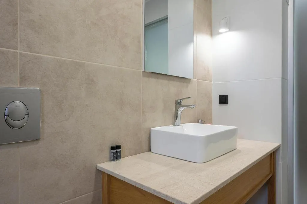 Room, Petritos Rooms And Studios, Crete