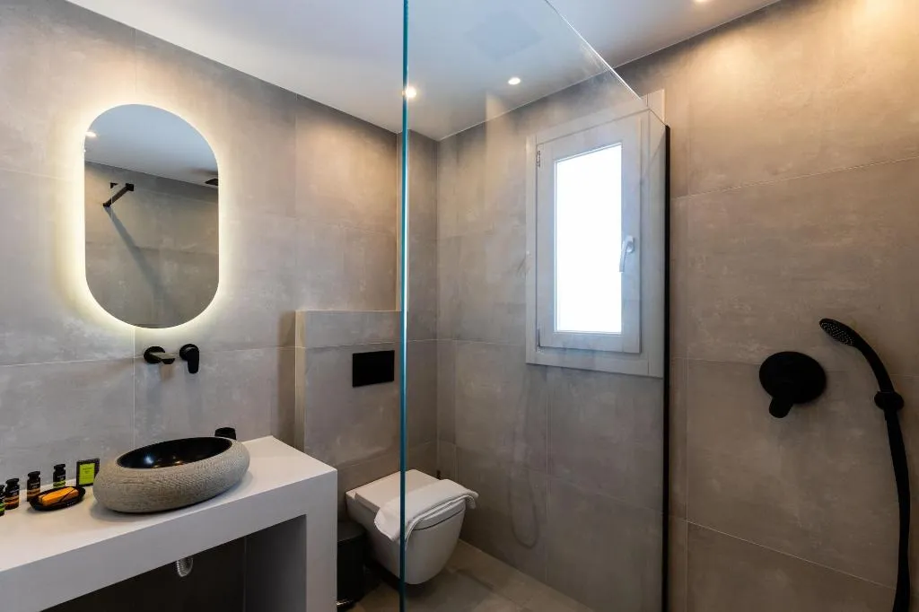 Room, Serapias Suites, Santorini
