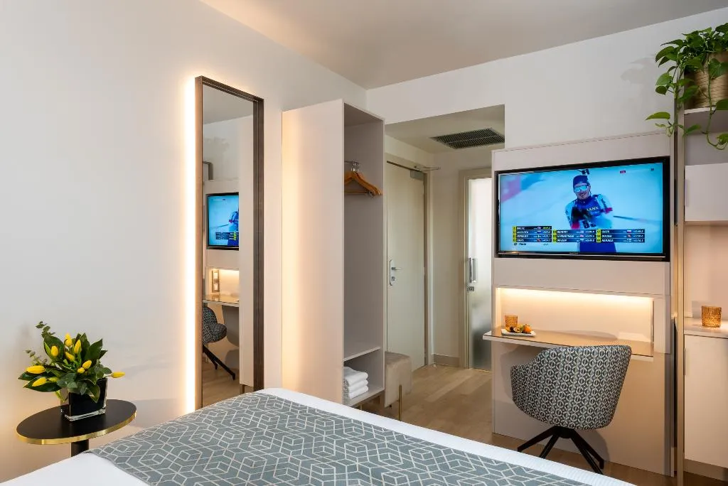 Double or Twin COMFORT Room, Leonardo Boutique Hotel Rome Termini, Rome