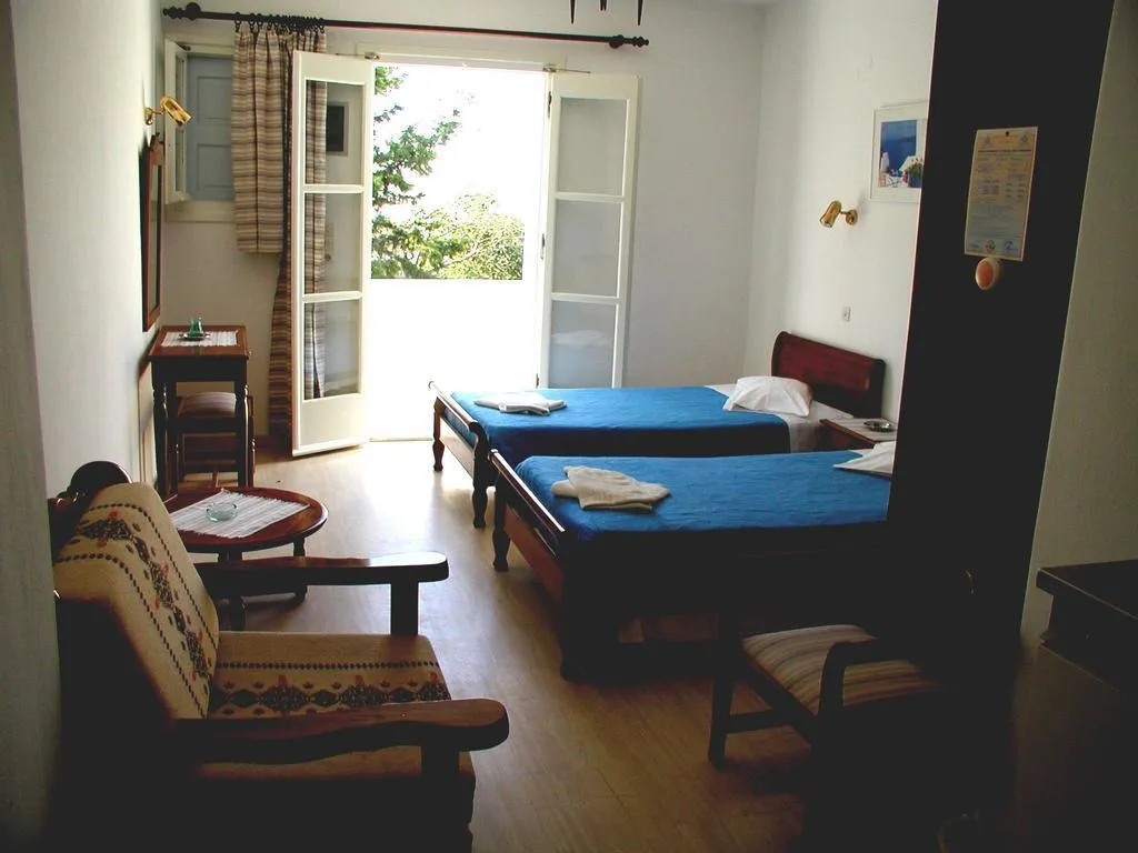 STUDIO CAPACITY 2 Room, Elena Studios & Suites, Mykonos