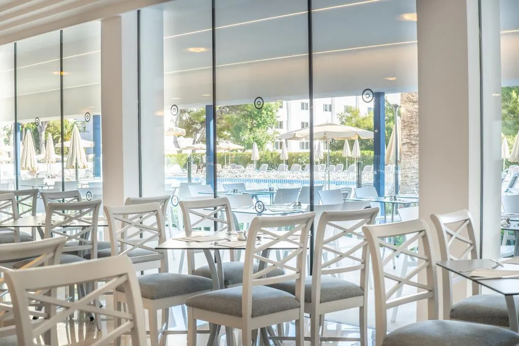 Restaurant, Hotel Millor Sol, Majorca