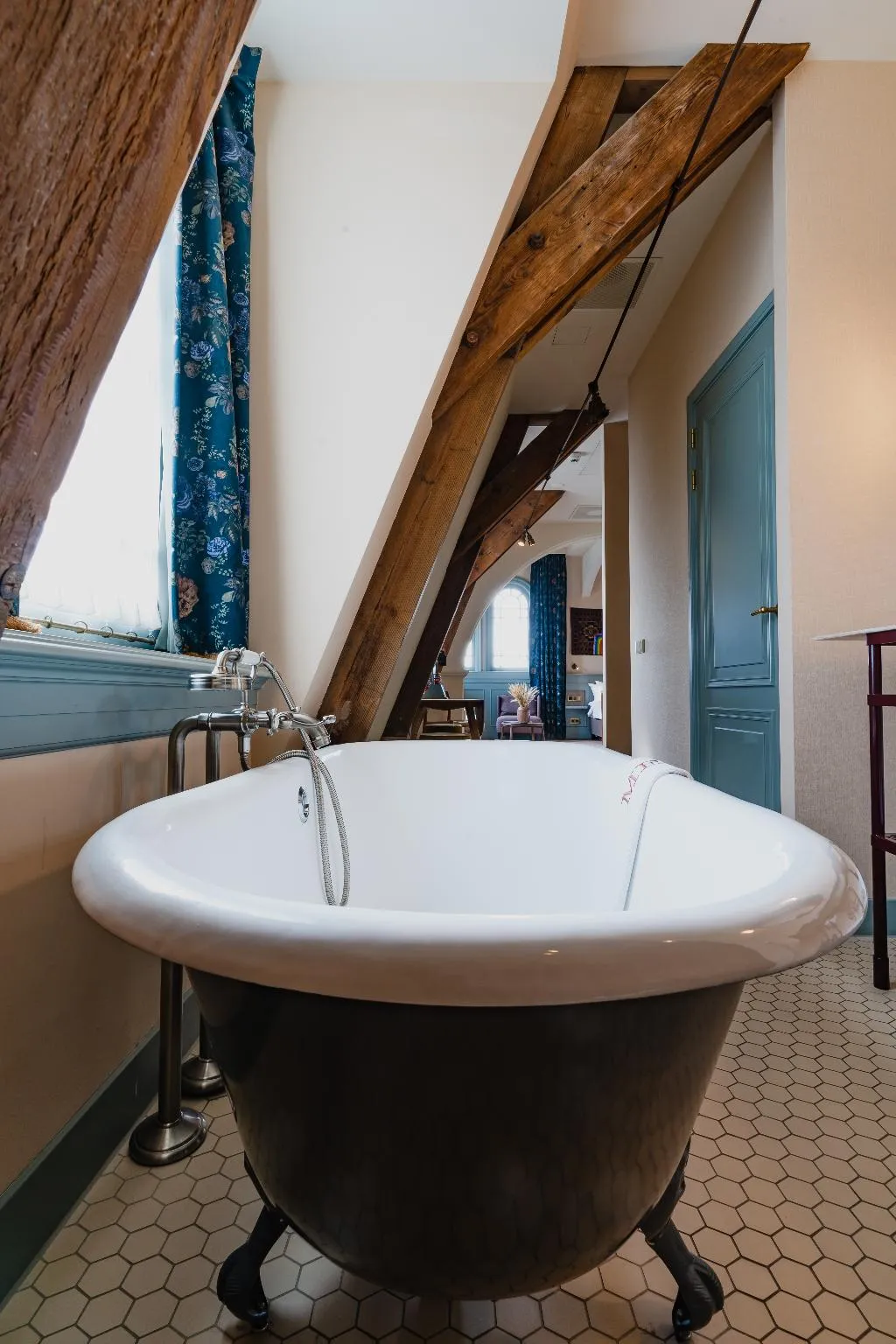 SUITE KING SIZE BED Room, Hotel Mercier, Amsterdam