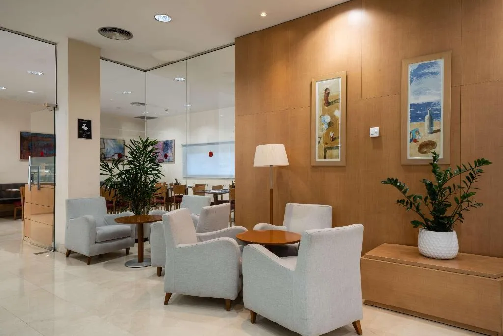 Lobby, Catalonia La Maquinista, Barcelona