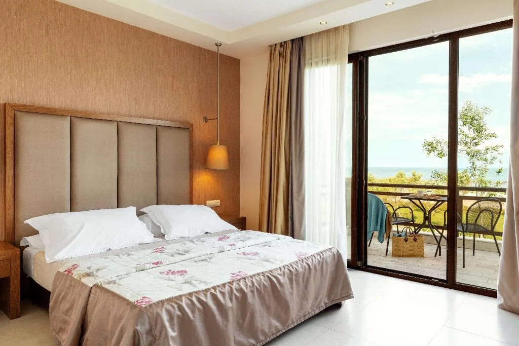 Room, Mediterranean Village Hotel & Spa, Thessaloniki