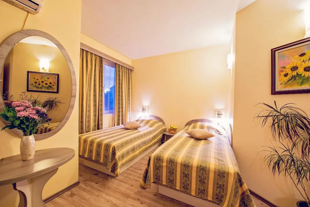 DOUBLE STANDARD Room, Hotel Color Varna, Varna