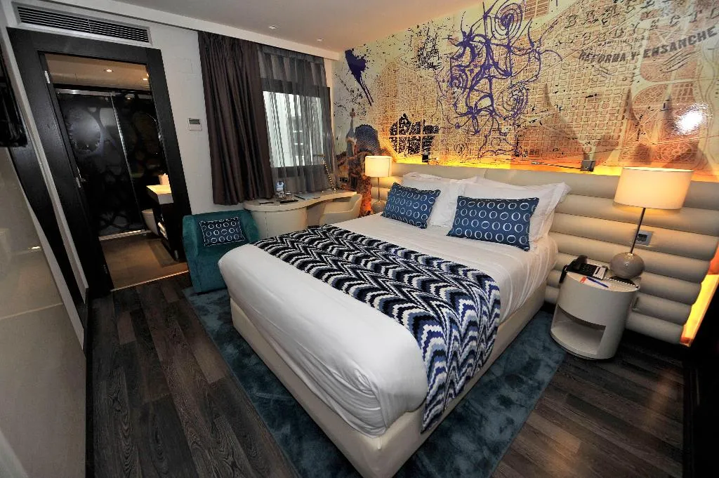 DOUBLE STANDARD Room, Hotel Indigo Barcelona Plaza Catalunya, Barcelona