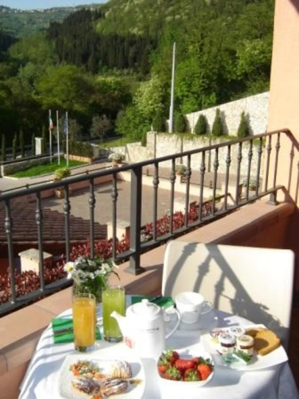Terrace, Meridiana Country, Florence