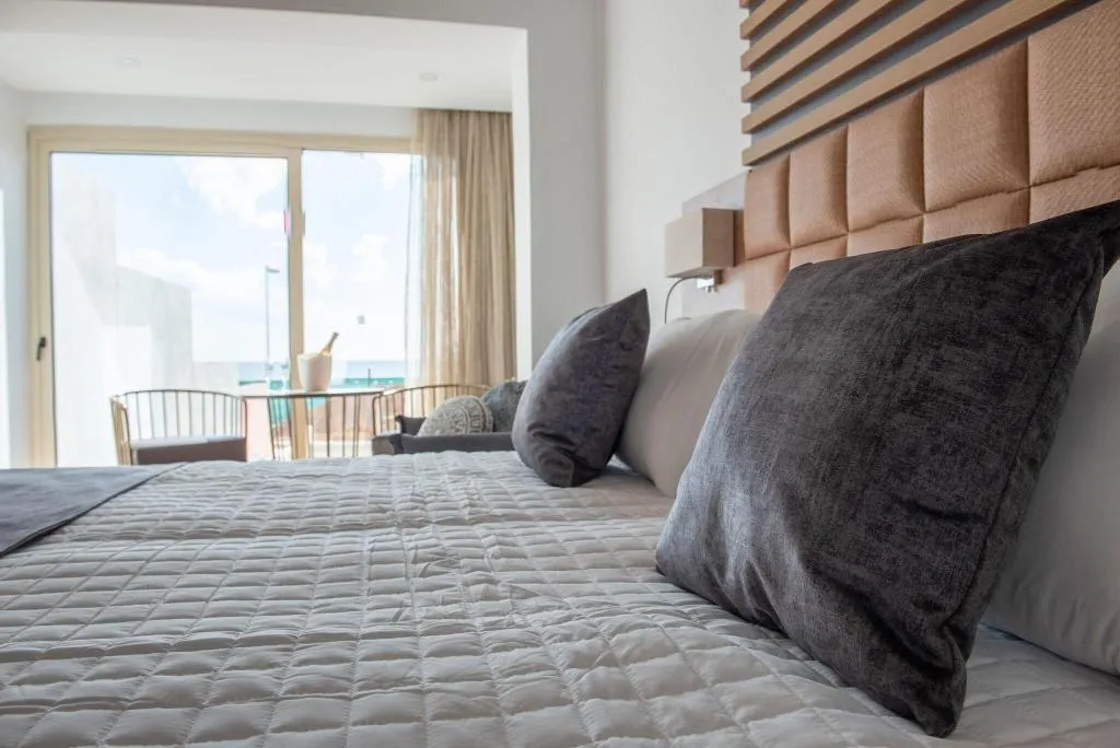 STUDIO SEA VIEW WITH PRIVATE POOL Room, Piere Anne Beach Hotel, Cyprus