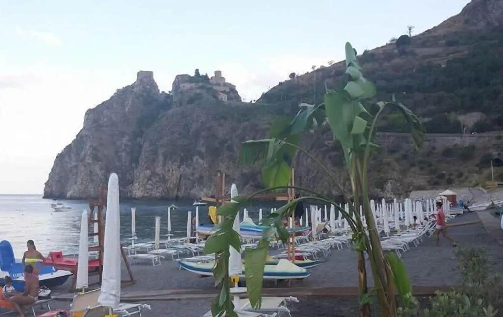 Beach, Elihotel, Catania