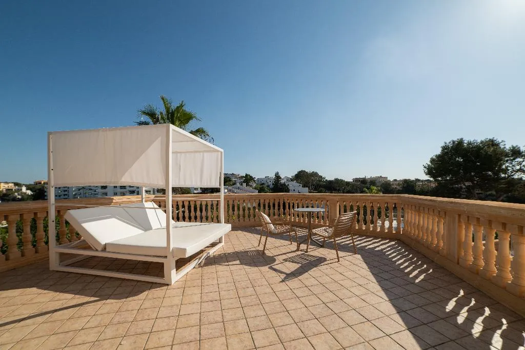 STUDIO PREMIUM Room, Azul Playa Apartments, Majorca