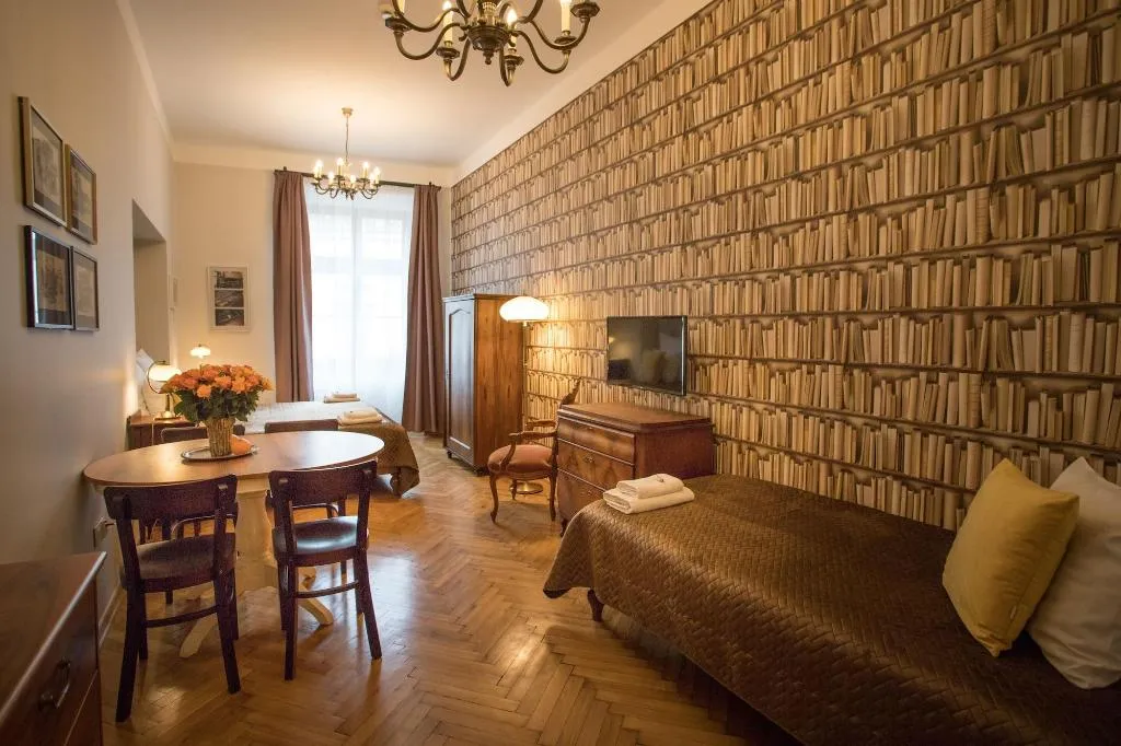 Room, Scharffenberg Apartments Main Square, Krakow