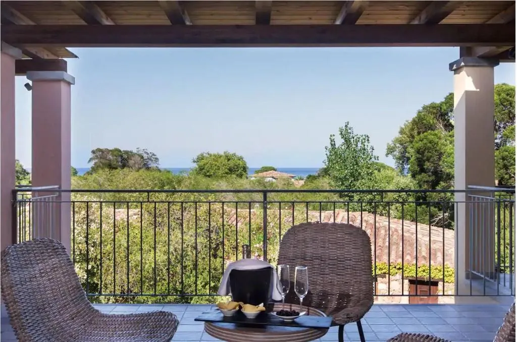 Room, Perdepera Resort, Cagliari