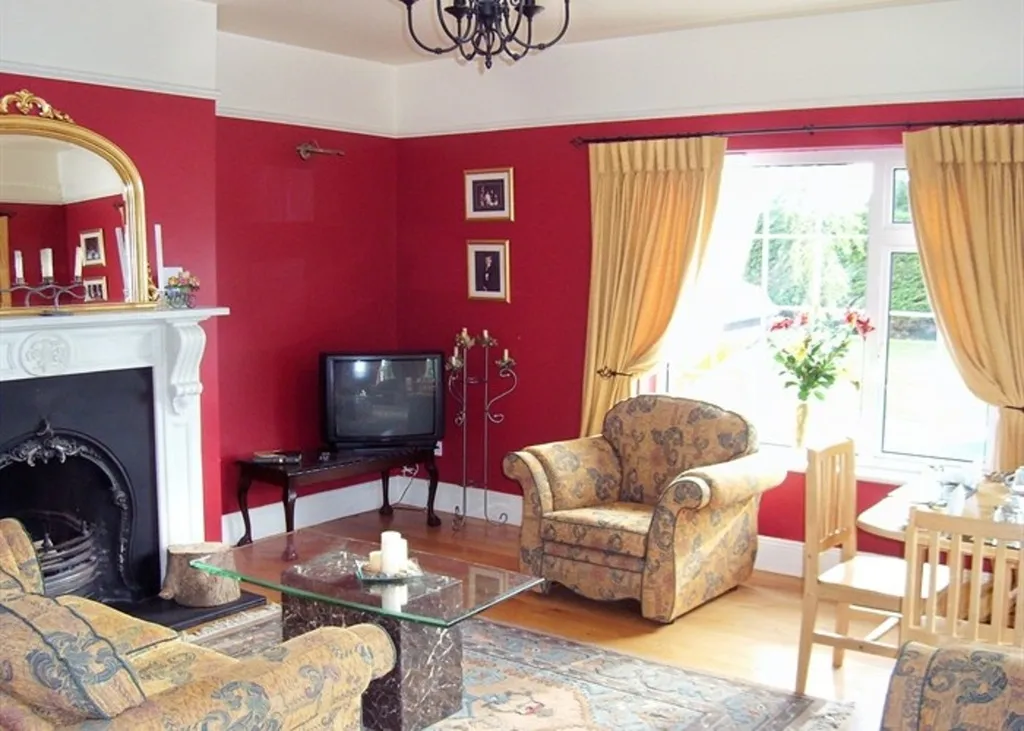 Lobby, Ellamore, Cork